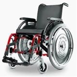 cadeira de rodas em alumínio Vila Mazzei